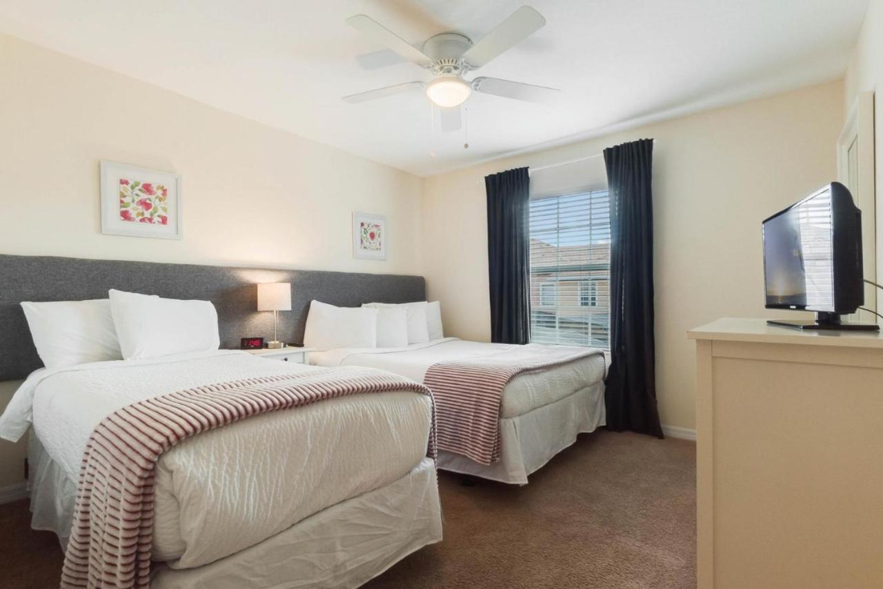 Townhome W Pool Near & Orlando Attractions Kissimmee