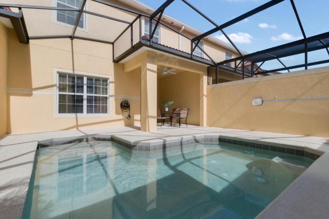 Casa vacanze Townhome W Pool Near & Orlando Attractions