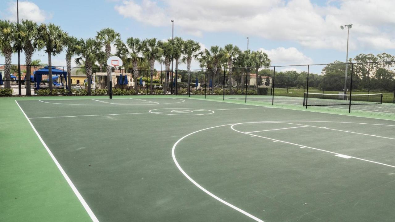 Townhome W Pool Near & Orlando Attractions Hébergement de vacances Kissimmee